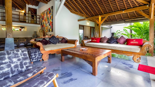 Villa B Living room 