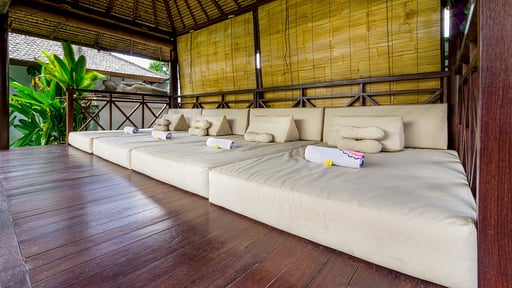 Villa B Others