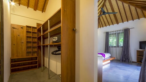 Villa B Bedroom 1