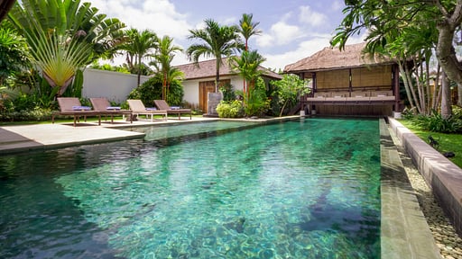 Villa B Swimming pool
