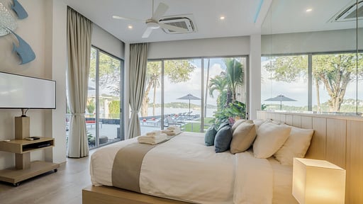 Villa Baan Amandeha Bedroom 1