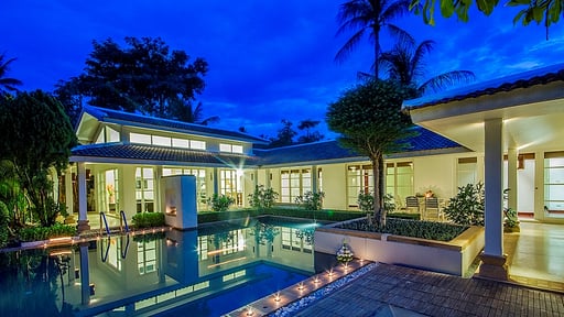 Villa Baan Arun Swimming pool