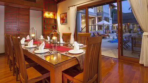 Villa Baan Bon Khao Dining area