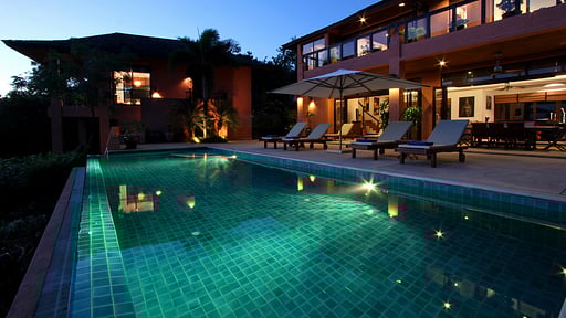 Villa Baan Chirawan Zwembad