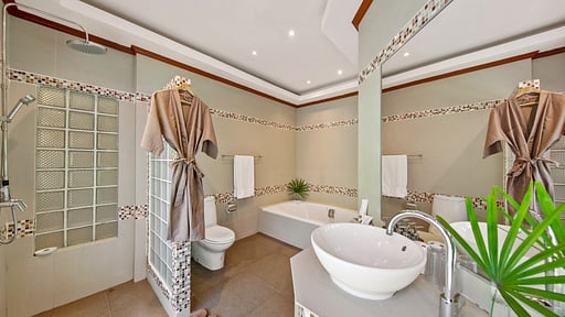 Villa Baan Flora Bedroom 1