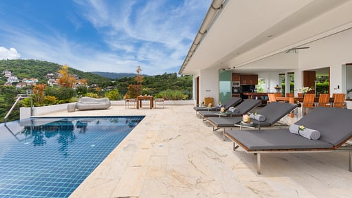 Villa Baan Kuno Swimming pool