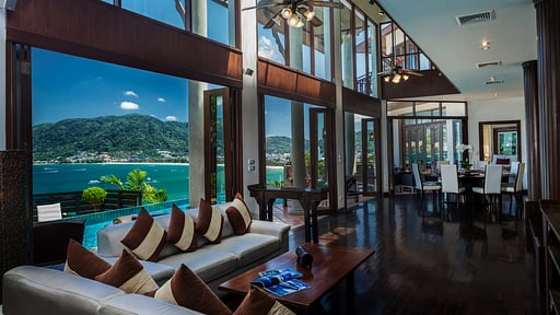 Villa Baan Paradise Patong Living room 1