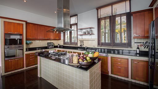 Villa Baan Paradise Patong Kitchen