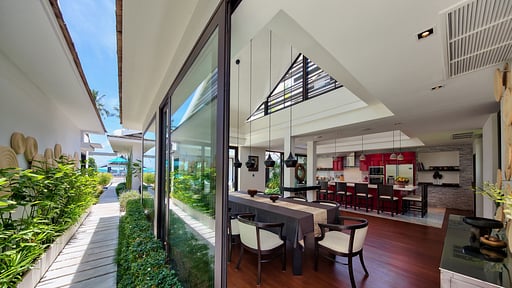 Villa Baan Paradise Dining area