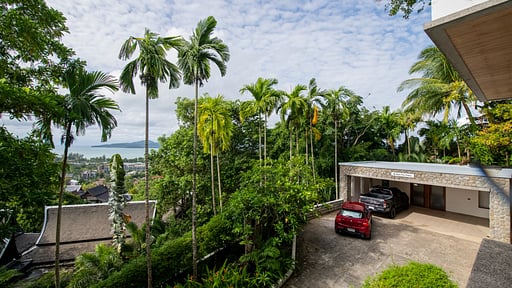 Villa Baan Phu Prana Parking areas