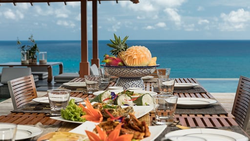Villa Baan Santisuk Dining area 1