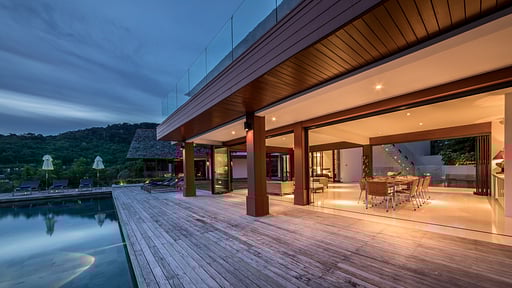 Villa Baan Santisuk Dining area 1