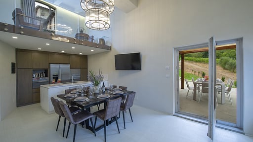 Villa Bacci Dining area