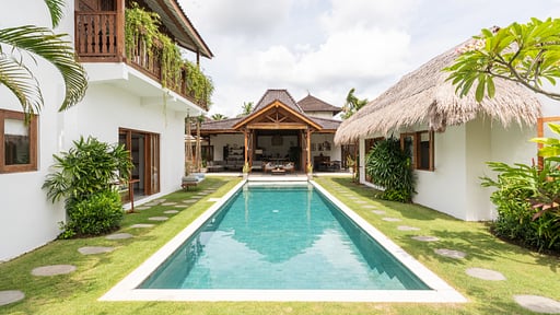 Villa Bagera Hoi Namu Swimming pool 1