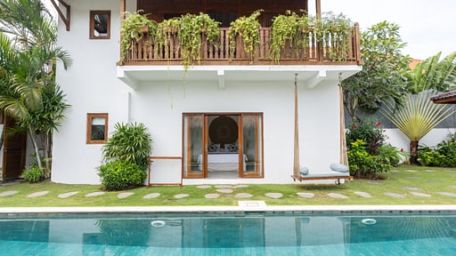 Villa Bagera Hoi Namu Swimming pool 1