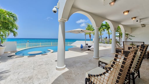 Villa Bahari Swimming pool