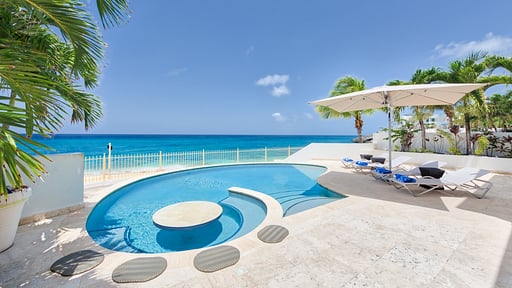 Villa Bahari Swimming pool