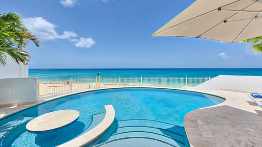 Villa Bahari Swimming pool