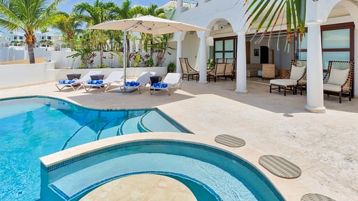 Villa Bahari Swimming pool