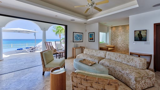 Villa Bahari Living room