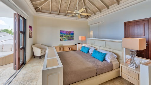 Villa Bahari Bedroom 1