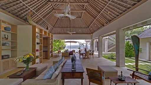 Villa Bakung Living room