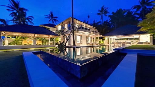 Villa Bakung Others