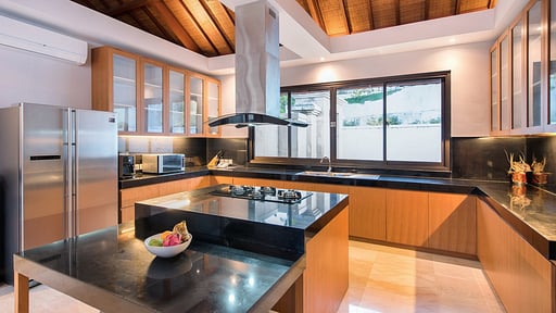 Villa Bale Agung Cocina