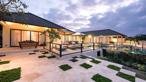 Villa Bale Agung Otros