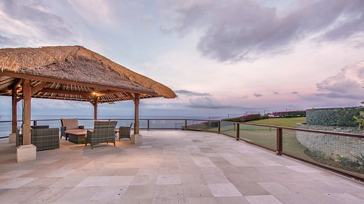 Villa Bale Agung Otros