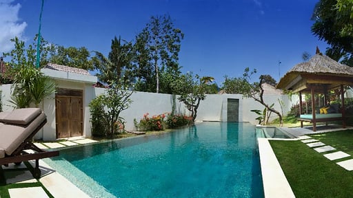 Villa Bali Asri 7 Swimming pool