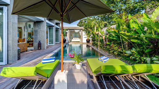 Villa Bambu Aramanis Kolam renang