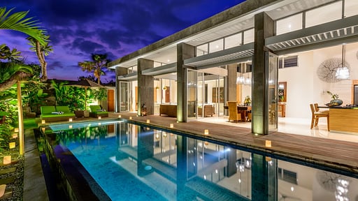 Villa Bambu Aramanis Kolam renang