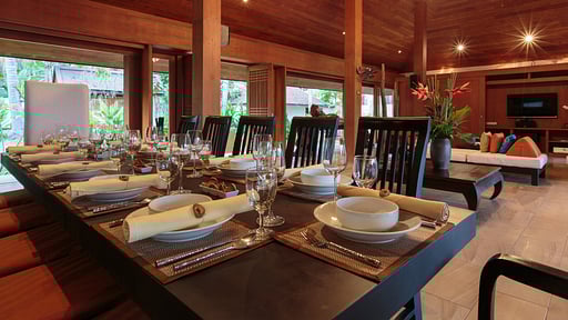 Villa Ban Mekkala Dining area 1