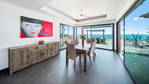 Villa Ban Nai Fan Обеденная зона