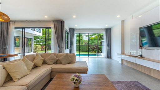 V212 Bandon Villa Living room