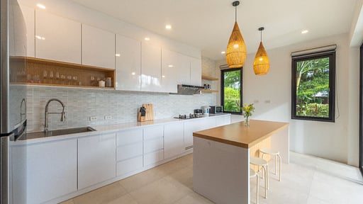 V212 Bandon Villa Kitchen