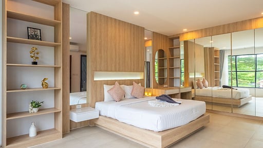 V212 Bandon Villa Bedroom 1