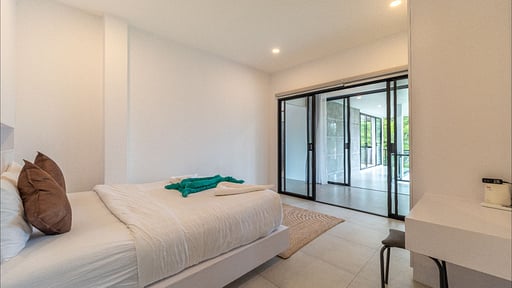 V212 Bandon Villa Bedroom 4