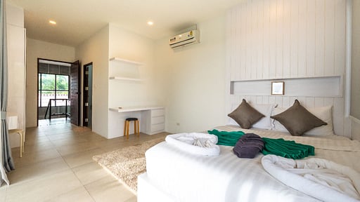 V212 Bandon Villa Bedroom 3