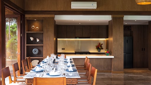 Villa Bangkuang Dining area