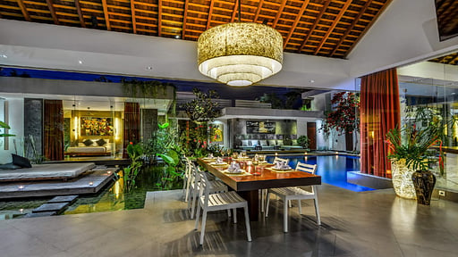 Villa Banyu Dining area