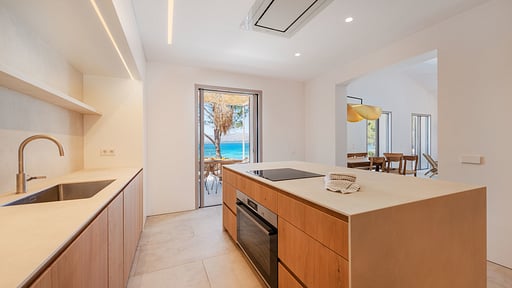 Villa Barcares Kitchen