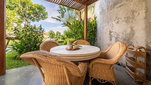 Villa Barong Dining area