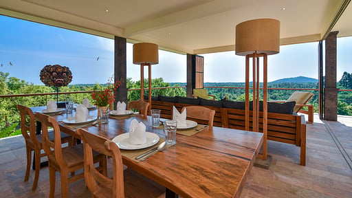 Villa Barong Dining area