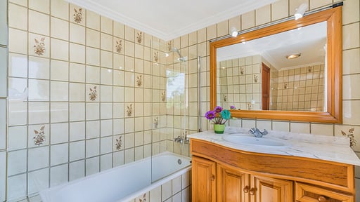 Villa Barrett Bedroom 2