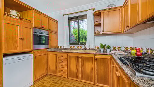 Villa Barrett Kitchen