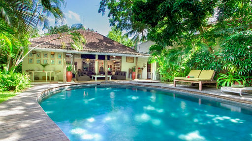 Villa Basilio Piscina 1