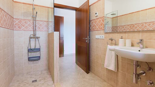 Villa Bassa Спальня 5