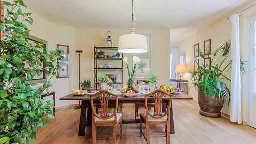 Bassotta Cottage Dining area